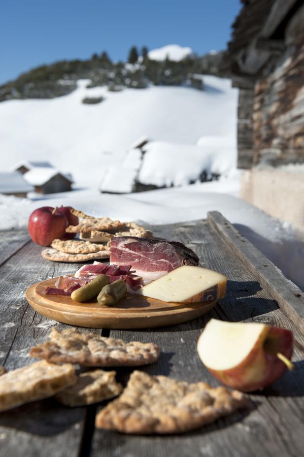 Garni Renzler Bed and Breakfast Rasun di Sopra Eksteriør billede